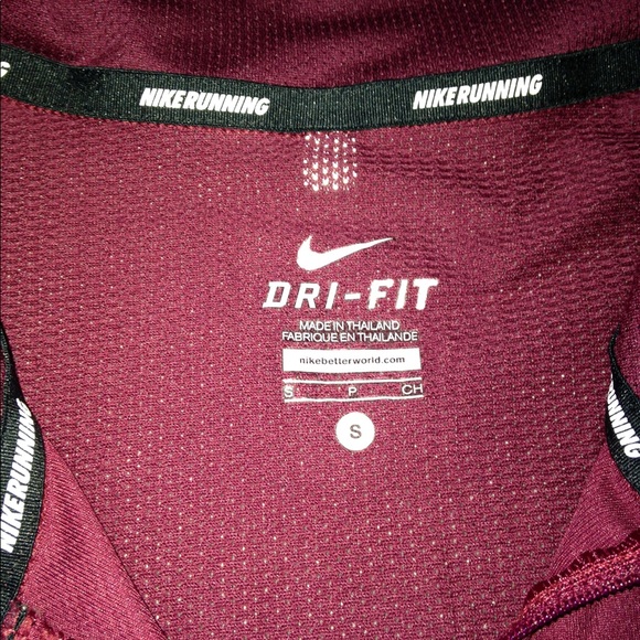 Maroon nike quarter zip - Picture 2 of 3